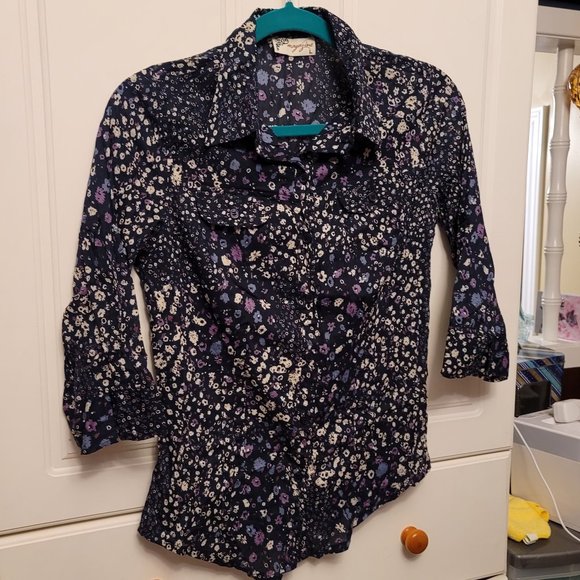 💖2 for $30!💖  Magazine Navy Blue Sheer Floral Button Up Blouse - Picture 1 of 7